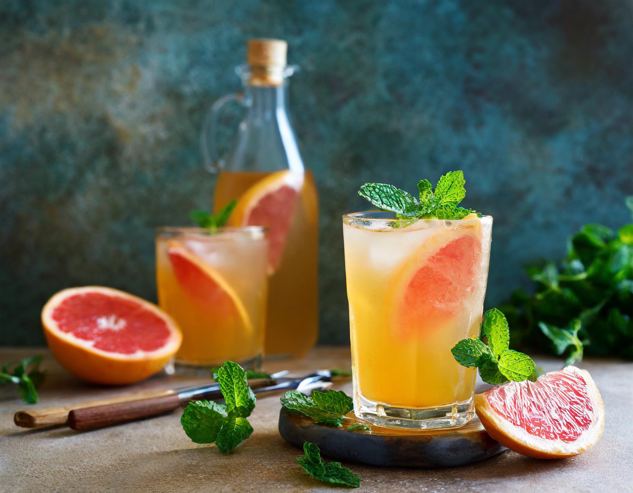 Grapefruit Mint Kombucha Mocktail